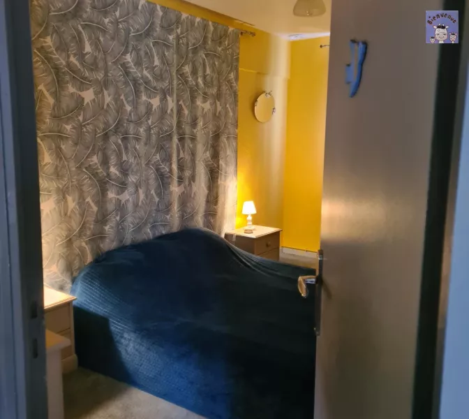 Chambre RDC Lit double