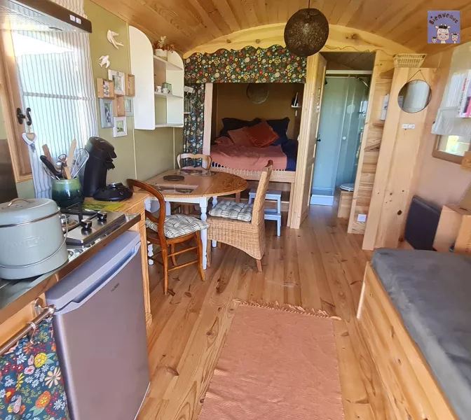 vue intérieur roulotte